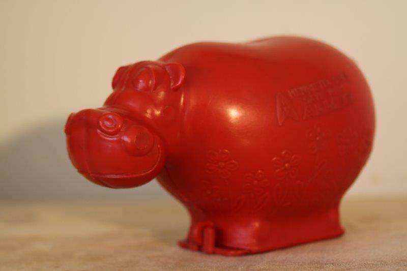 A VERY SCARCE 'ALLIED BANK' SAVING HIPPO - HENRIETTA THE HIPPO!!! IN EXCELLENT CONDITION!!!