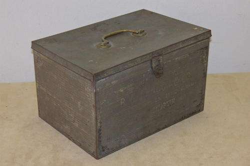 AN AMAZING AND RARE ANTIQUE (c1895) BG LENNON & Co. OF PORT ELIZABETH METAL TEA TIN