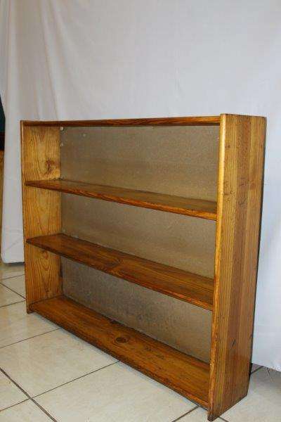 A NICE OLD PINE BOOK SHELF IN GOOD CONDITION!!! VERY USEFUL TO DISPLAY BOOKS & COLLECTIBLES...