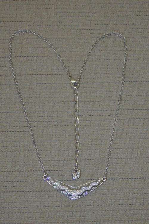 AN ABSOLUTELY MAGNIFICENT AUTHENTIC SWAROVSKI CRYSTAL LADIES CHOKER
