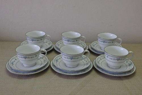 AN AWESOME NORITAKE OF JAPAN "NITTO WARE" "ROSALINDA" PATTERN 18 PIECE TEACUP SET