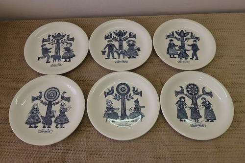 SIX FANTASTIC DUTCH MADE BLUE AND WHITE ROUND PORCELAIN COLLECTABLE PLATES