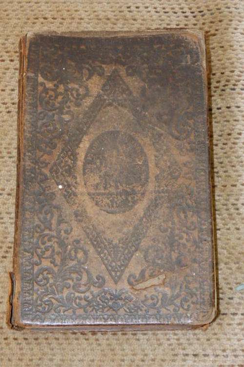 A FANTASTIC ANTIQUE (1853) "THE BOOK OF COMMON PRAYERS & ADMINISTRATION OF THE SACRAMENTS" BOOK