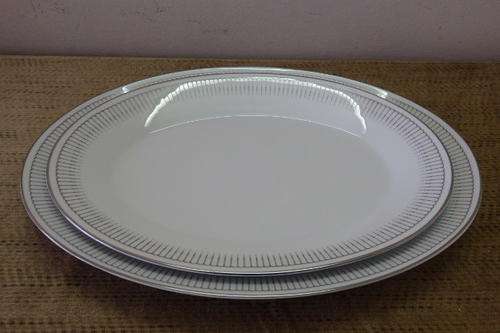 TWO STUNNING NORITAKE OF JAPAN FINE BONE CHINA "URSULA" PATTERN LARGE OVAL FOOD PLATTERS
