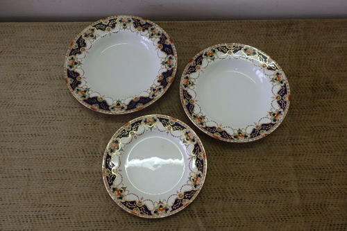 THREE AWESOME RARE VINTAGE (c1930's) EMPRESS OF ENGLAND FINE BONE CHINA PLATES