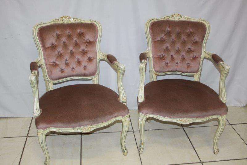 WOW!!! TWO STUNNING VINTAGE SOLID FRENCH STYLE CARVED CHAIRS IN FANTASTIC CONDITION!!! bid/chair