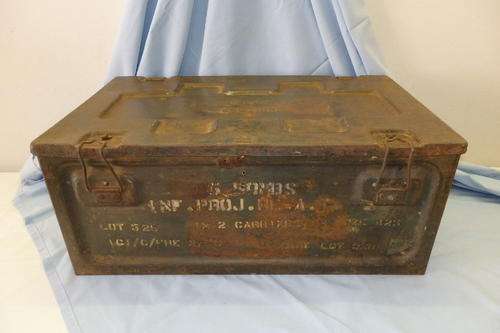 AN INCREDIBLY RARE WORLD WAR II 1941 C224 MK 1 BRITISH ARMY METAL AMMUNITION BOX