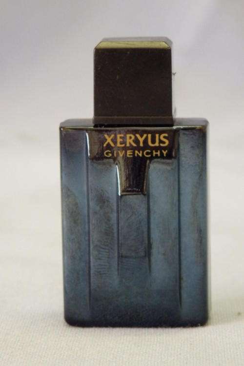 AN AWESOME GIVENCHY "XERYUS" EAU DE TOILETTE PERFUME SAMPLE BOTTLE