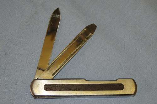 A STUNNING VINTAGE KERSHAW "EASY RIDER SERIES" #2004 BRUSHED STEEL POCKET KNIFE WITH ROSEWOOD INLAYS