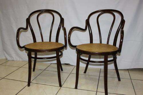 TWO AWESOME BENTWOOD RATTAN OCCASIONAL CHAIRS! STUNNING FURNITURE IN EXCELLENT CONDITION! bid/chair