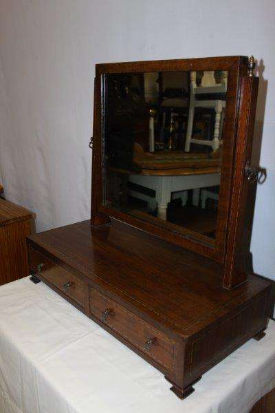 A MAGNIFICENT ANTIQUE WALNUT WITH OAK INLAY DRESSING TABLE MIRROR WITH STORAGE DRAWERS & AWESOME DET