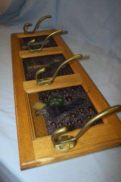 AN EXQUISITE SOLID OAK WITH HAND BLOWN GLASS 4-PRONG COAT / JACKET HOOK IN PRISTINE CONDITION!!! WOW