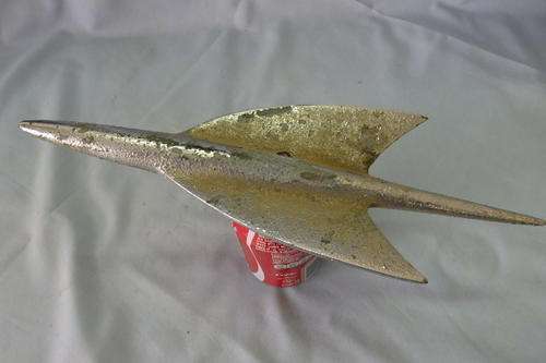 AN AWESOME RARE VINTAGE ORIGINAL CHROMED (1957) FRENCH SIMCA ARIANE HOOD ORNAMENT/ MASCOT