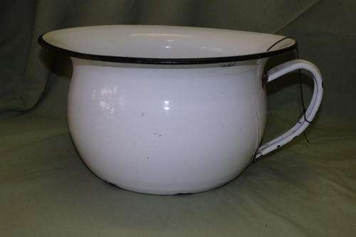 AN FANTASTIC CZECHOSLOVAKIAN MADE WHITE AND BLACK ENAMELWARE CHAMBER POT