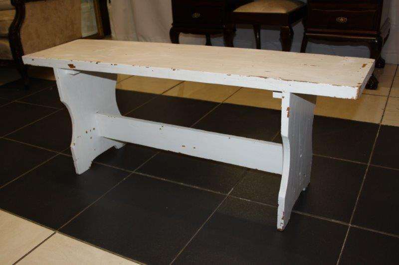 AN AWESOME WHITE WASHED PAINTED BENCH IN GREAT CONDITION FOR THE AGE! SIMPLE STUNNING FURNITURE!!!