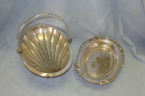 TWO AWESOME VINTAGE EPNS SILVER PLATED OVAL SERVING TRAYS INCLUDING A FOOTED EMESS TRAY
