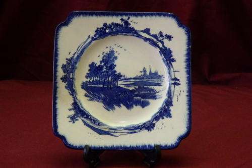 A SUPER RARE ANTIQUE ROYAL DOULTON OF ENGLAND "NORFOLK" SERIES BLUE AND WHITE SQUARE CAKE PLATE