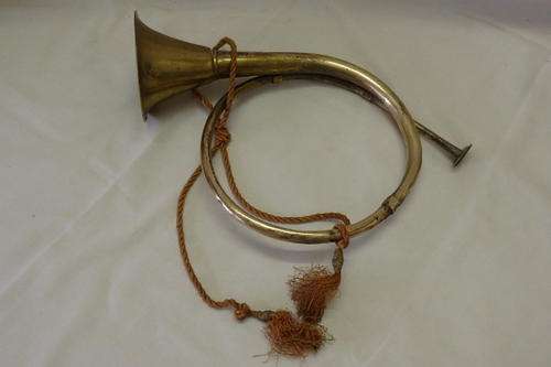 AN AWESOME VINTAGE/ ANTIQUE? ORNAMENTAL BRASS COILED HORN "BUGLE" WITH TASSELS
