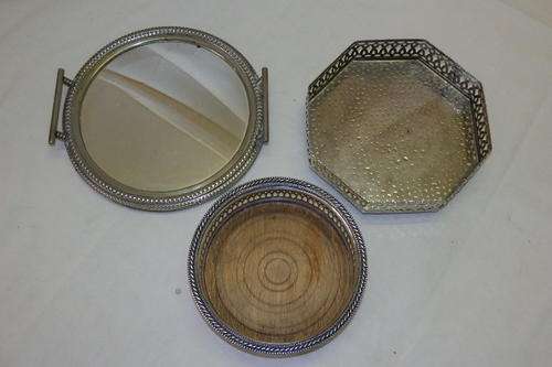 THREE AWESOME VINTAGE SILVER PLATED BON BON PLATES INCLUDING AN ART DECO MIRRORED BON BON PLATE