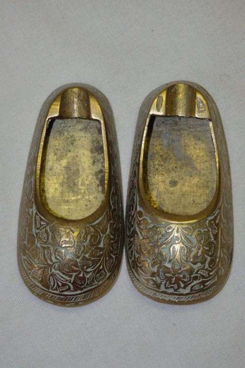 TWO BEAUTIFULLY MADE (INDIAN) HAND ENGRAVED/ CHASED SOLID BRASS SHOE ASHTRAYS