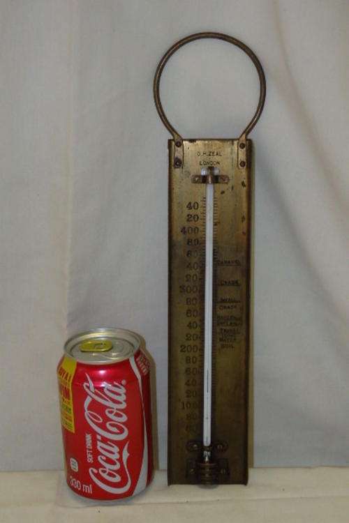 AN INCREDIBLE VINTAGE "G.H. ZEAL OF LONDON" BRASS THERMOMETER IN FAHRENHEIT