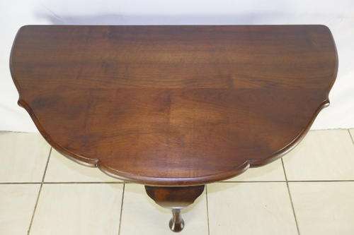 A FANTASTIC VINTAGE SOLID IMBUIA 'THESEN OF KNYSNA' CLUB FOOT HALF MOON TABLE IN EXCELLENT CONDITION