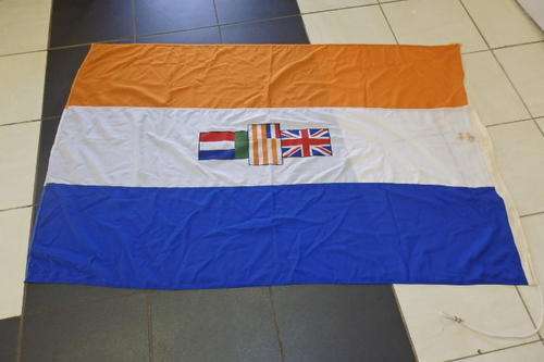AN AWESOME LARGE VINTAGE? "OLD" REPUBLIC OF SOUTH AFRICA NATIONAL FLAG FROM 1989