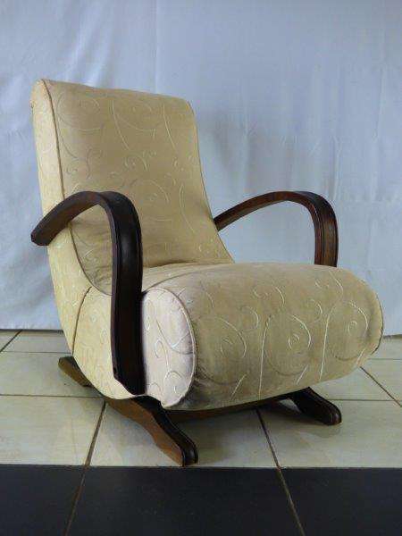 AN EXQUISITE MECHANICAL BANANA ROCKING CHAIR IN EXCELLENT CONDITION - AWESOME!!!