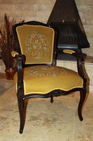 SPECTACULAR VICTORIAN CHAIR w EXQUSITE TAPESTRY IN EXCELLENT CONDITION! *free shipping to Edenvale*