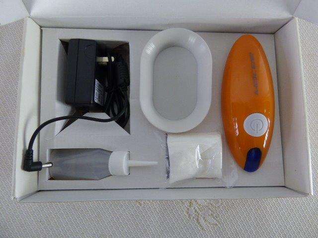 AN INNOVATIVE MACEE ULTRASONIC STAIN REMOVER KIT. NEW IN THE BOX.