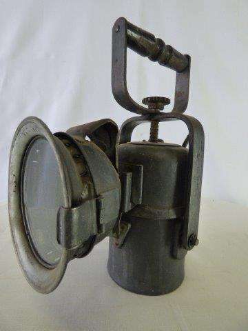 AN AWESOME, HIGHLY COLLECTIBLE ANTIQUE CARBIDE LAMP!! FABULOUS TO ADDITION TO YOUR OWN COLLECTION!!