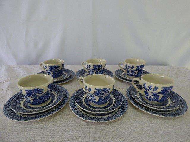 A GORGEOUS SET OF 6 (c1989-06)  WILLOW BLUE, GEORGIAN SHAPE TRIO'S. STUNNING ON YOUR HIGH TEA TABLE!