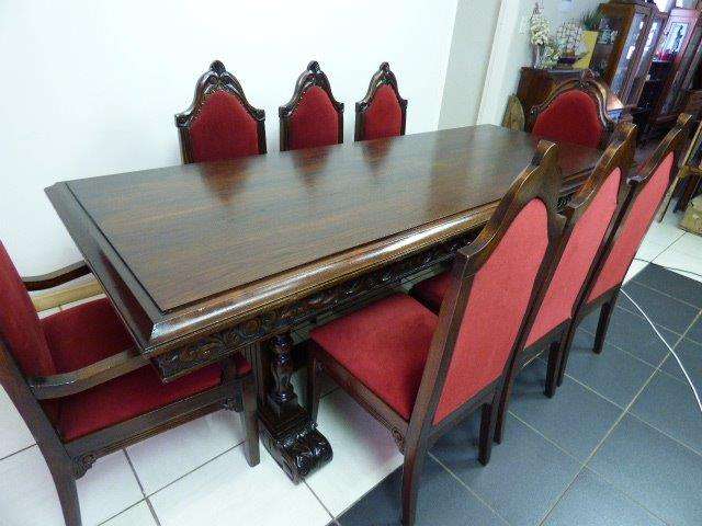 A MAGNIFICENT c1800's LONG SOLID OAK DINING ROOM TABLE, EXQUISITE HAND CARVING! EXCELLENT CONDITION!