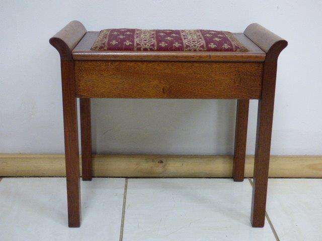 A BEAUTIFUL, ELEGANT AND STYLISH VINTAGE SOLID TEAK PIANO STOOL. GORGEOUS!!