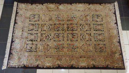 A SPECTACULAR "LARGE" PERSIAN "MASHAD" SILKY WOOL CARPET WITH AN AUTHENTICATION CERTIFICATE