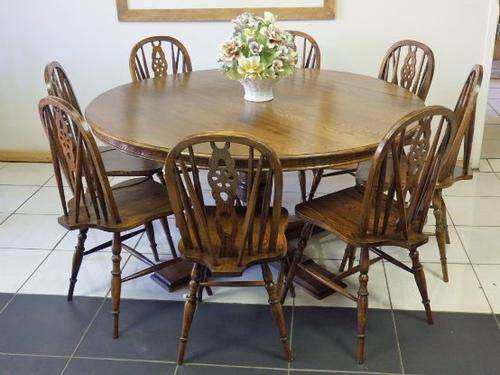 AN AMAZING ORIGINAL "ADAM BEDE" "HONIED" OAK EIGHT SEATER DINING ROOM SUITE IN AWESOME CONDITION