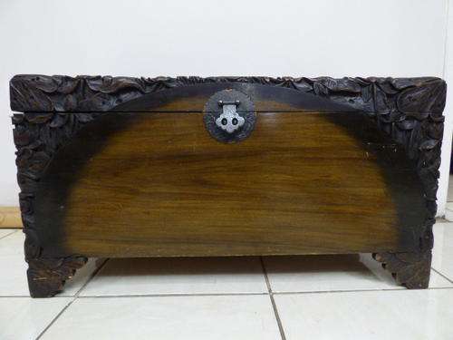 AN ABSOLUTELY STUNNING AND BEAUTIFULLY HAND CARVED "CAMPHOR WOOD" CHEST. GORGEOUS