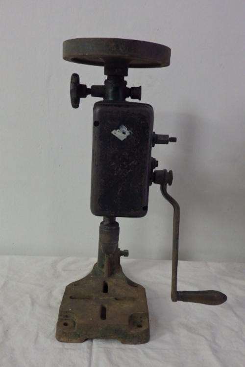 AN INCREDIBLE ANTIQUE "AHREMS GOOD LINE" 2-SPEED, 3-JAW CHUCK BENCH DRILL (MODEL No. 1169)