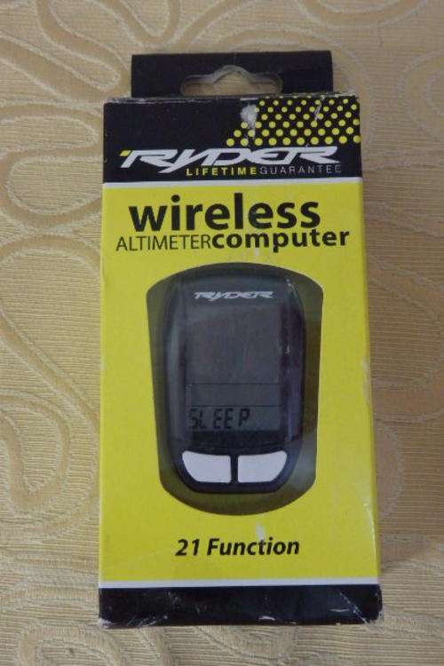 A FANTASTIC "RYDER" 21 FUNCTION) WIRELESS ALTIMETER COMPUTER IN ITS ORIGINAL BOX - NEVER USED