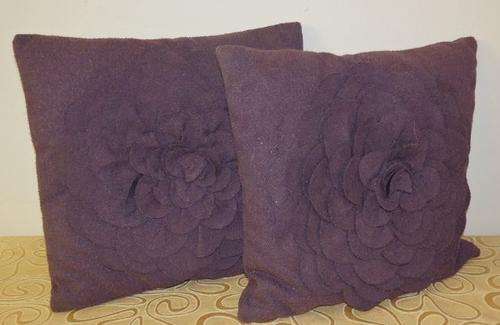 TWO STUNNING PURPLE "FELT" FABRIC SCATTER CUSHIONS WITH FELT FLOWER DETAILING bid/cushion