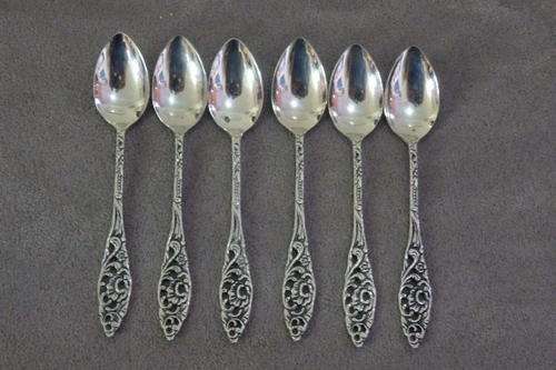 AN GORGEOUS SET OF SIX DUTCH MADE "NIEUWZILVER" SILVER PLATED DEMITASSE COFFEE SPOONS