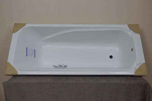A FANTASTIC "LIBRA" PRE DRILLED WHITE FIBERGLASS 1.7m BATH IN ITS ORIGINAL PACKAGING - NEVER USED