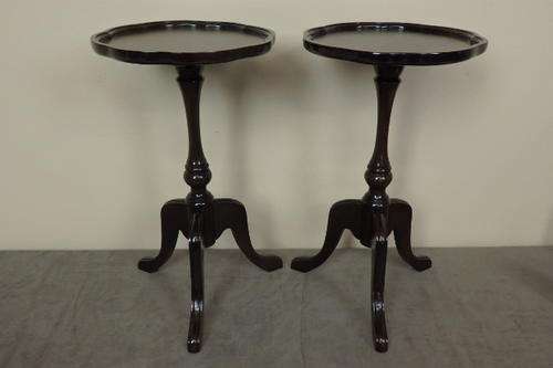 TWO EXQUISITE AND EXTREMELY ELEGANT SOLID WOODEN SIDE/ OCCASIONAL TABLES IN WONDERFUL CONDITION
