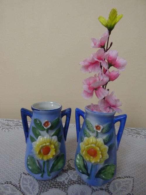 TWO LOVELY MATCHING BLUE "TUDOR" POSY VASES. GORGEOUS ON THEIR OWN OR WITH FLOWERS!!