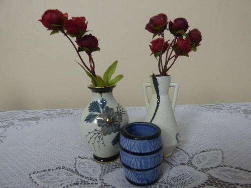 THREE LOVELY DIFFERENT SIZED AND SHAPED POSY VASES. GORGEOUS ON THEIR OWN OR WITH FLOWERS!!