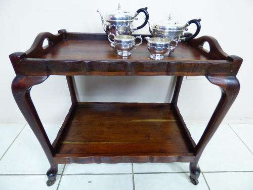 A MAGNIFICENT SHAPED VINTAGE BUTLERS TROLLEY ON CASTORS w 2 TRAYS IN FANTASTIC CONDITION!!!