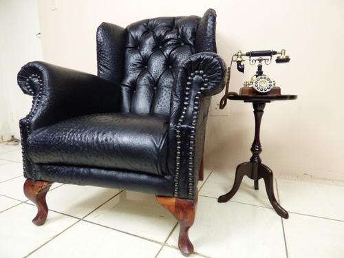 AN EXQUISITE VERY EXPENSIVE GENUINE OSTRICH LEATHER HIGH BACK WING CHAIR IN EXCELLENT CONDITION!!!!!