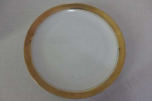 A SPECTACULAR SET OF 8x ORIGINAL "GARY BARR" "VERSAILLES" PORCELAIN DINNER PLATES w/ 18ct GOLD TRIM