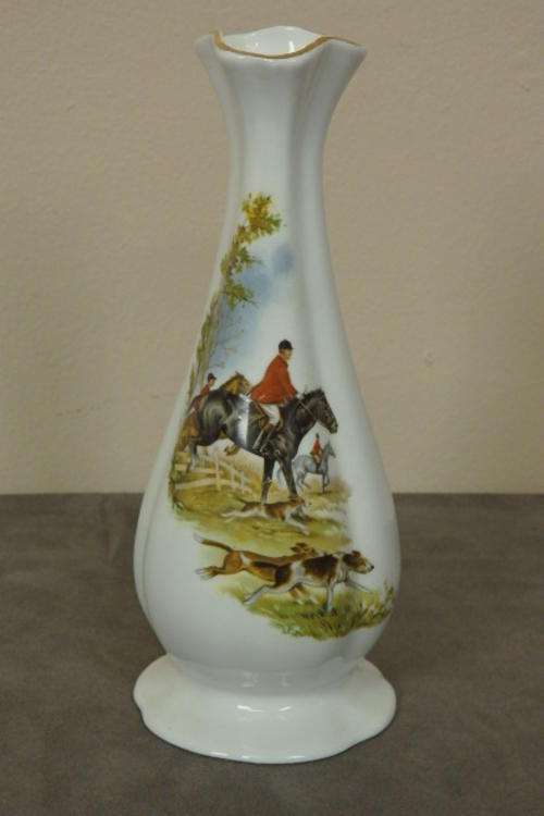 AN AMAZING AND RARE IRISH MADE "ROYAL STUART" "TARA HALL" FINE BONE CHINA VASE