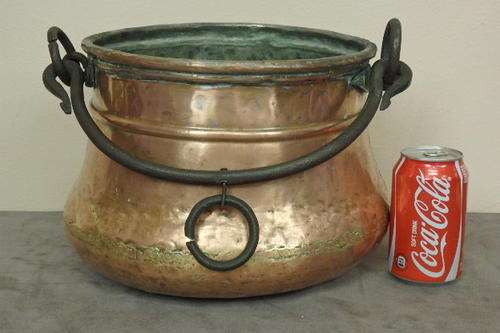 AN INCREDIBLE ANTIQUE "HAMMERED" COPPER FIREPLACE "HANGING" POT WITH HEAVY CAST IRON HANDLES